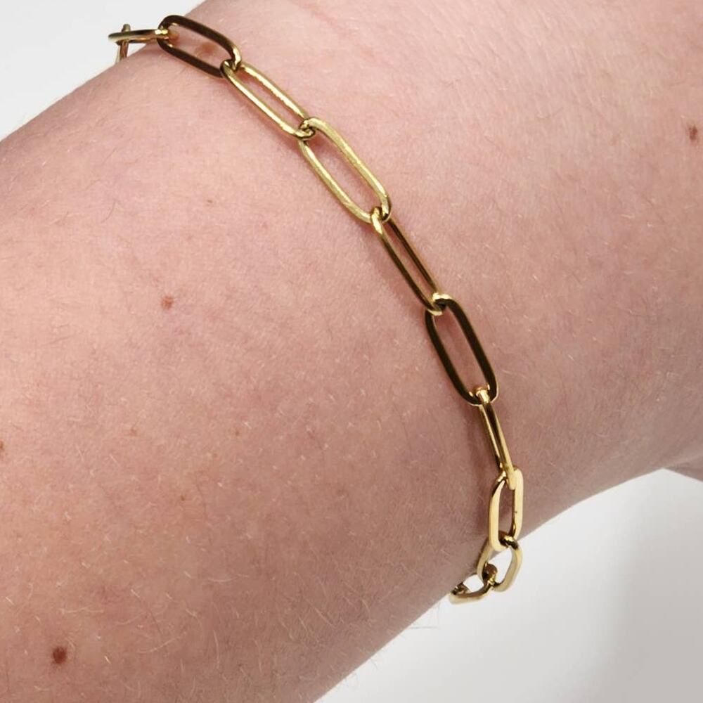 Beautiful Gold Plated‎ Paperclip Bracelet 7 inches - Picture 3 of 4